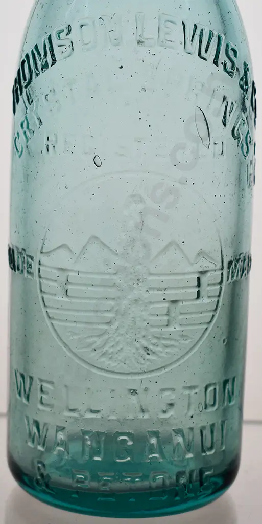 THOMSON LEWIS WELLINGTON, WANGANUI, PETONE 10oz CROWN TOP Image 1++