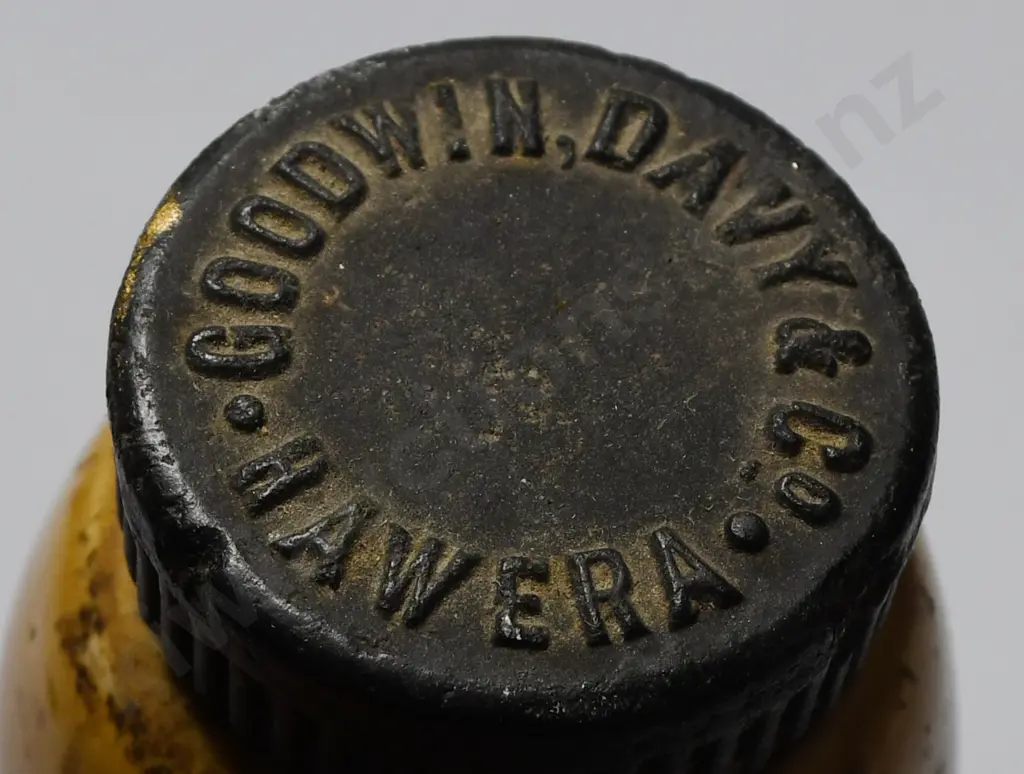 GOODWIN DAVY & CO HAWERA GINGER BEERS Image 1++