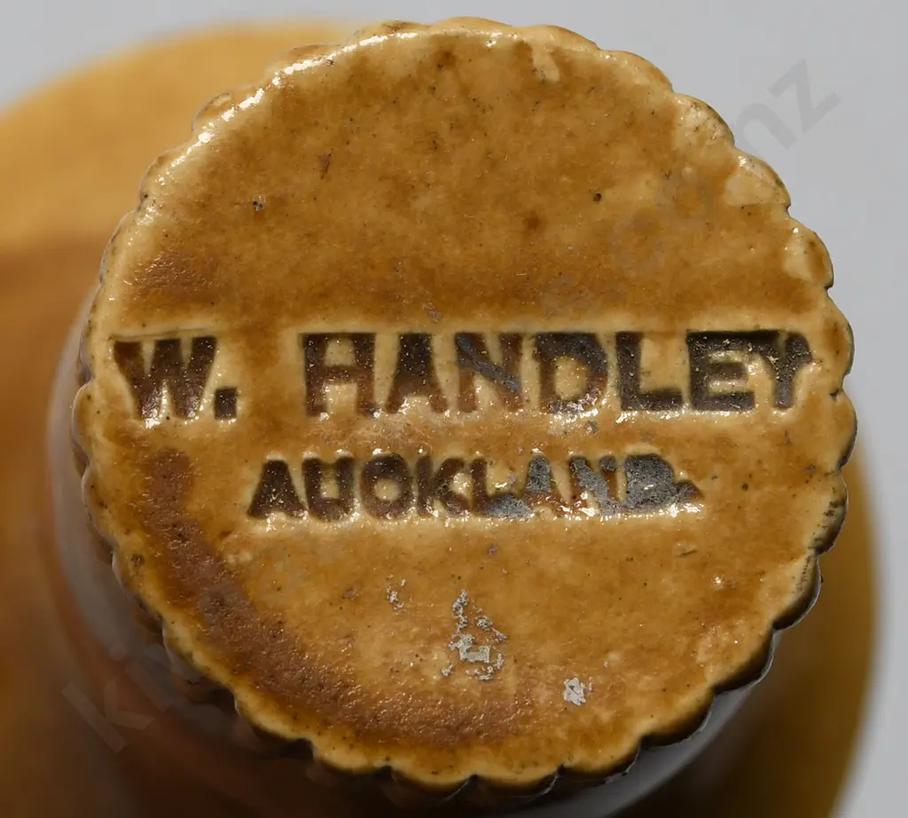 HANDLEY AUCKLAND GINGER BEERS Image 1++