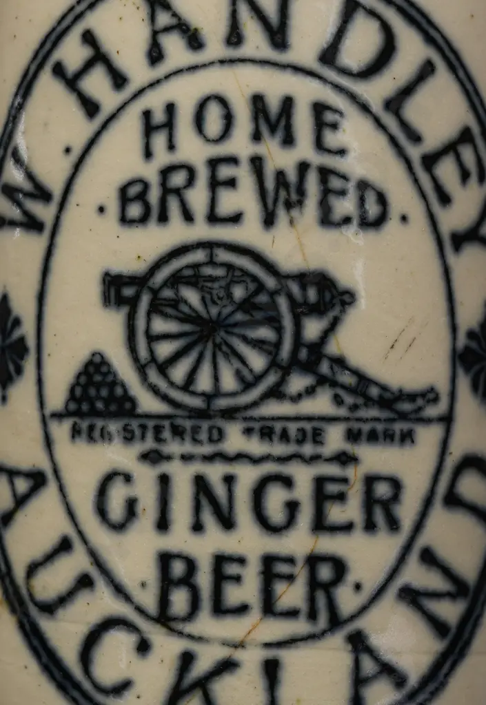 HANDLEY AUCKLAND GINGER BEERS Image 1++