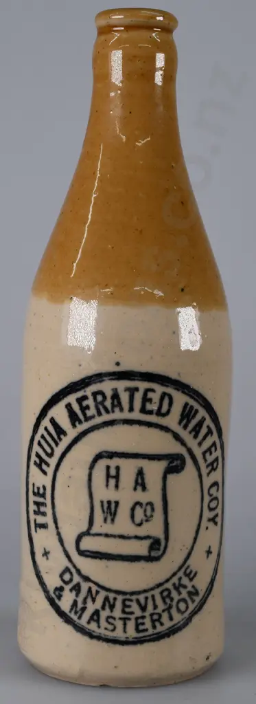 HUIA  DANNEVIRKE & MASTERTON GINGER BEER Image 1++