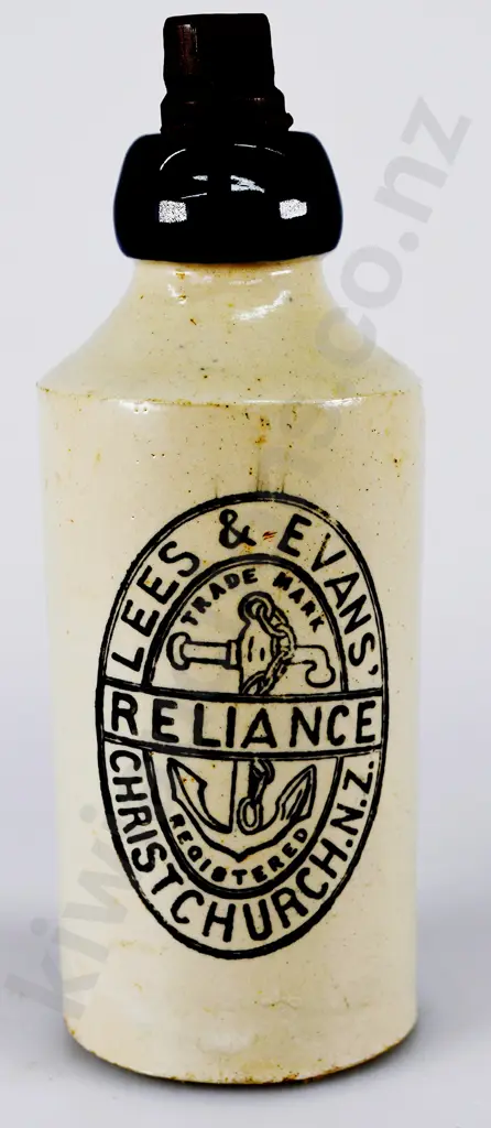 LEES & EVANS CHRISTCHURCH GINGER BEER Image 1++