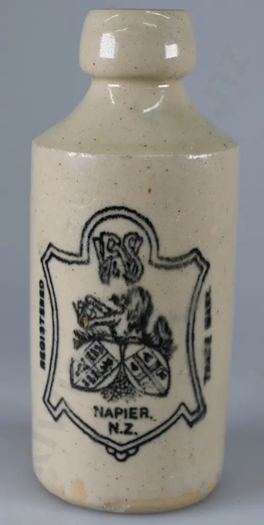 PLOWMAN NAPIER GINGER BEER Image 1++