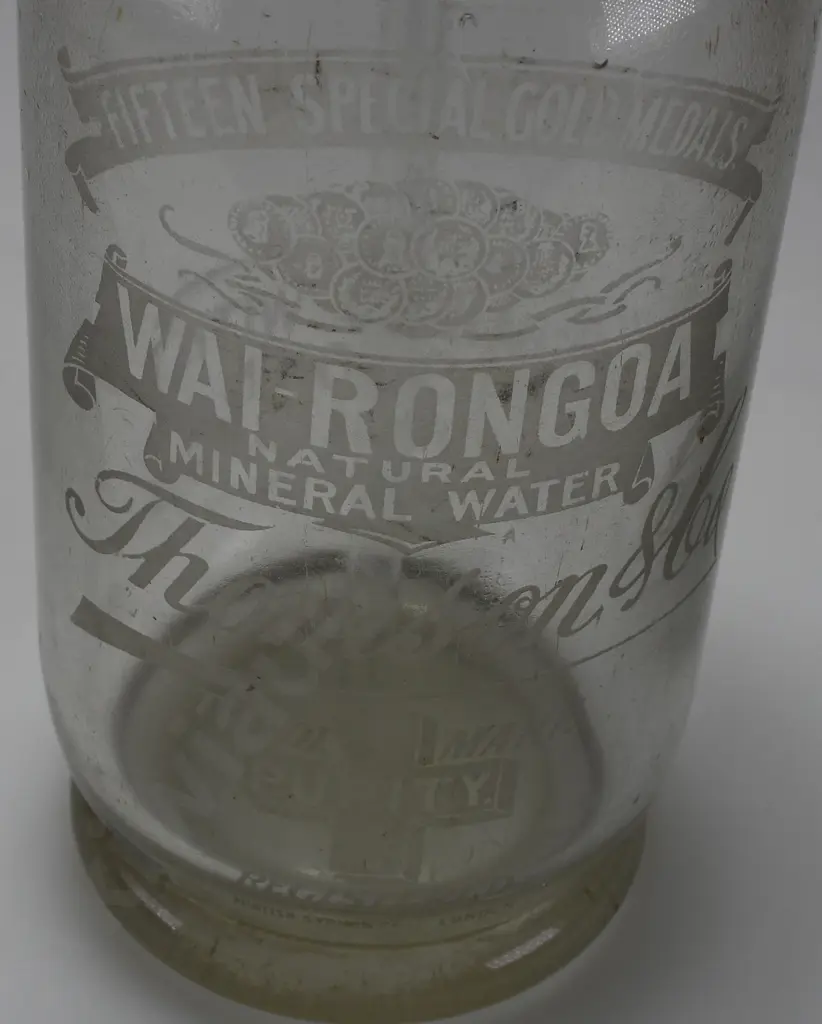 THOMSON WAI-RONGOA 15 GOLD MEDALS SYPHON Image 1++