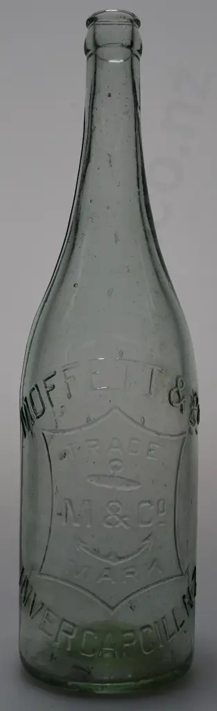 MOFFETT INVERCARGILL 26OZ CROWN TOP Image 1++