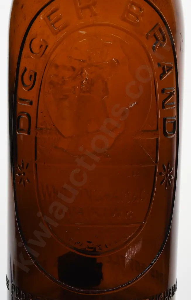 DIGGER BRAND 26OZ CROWN TOP BEER, RARE VERSION Image 1++