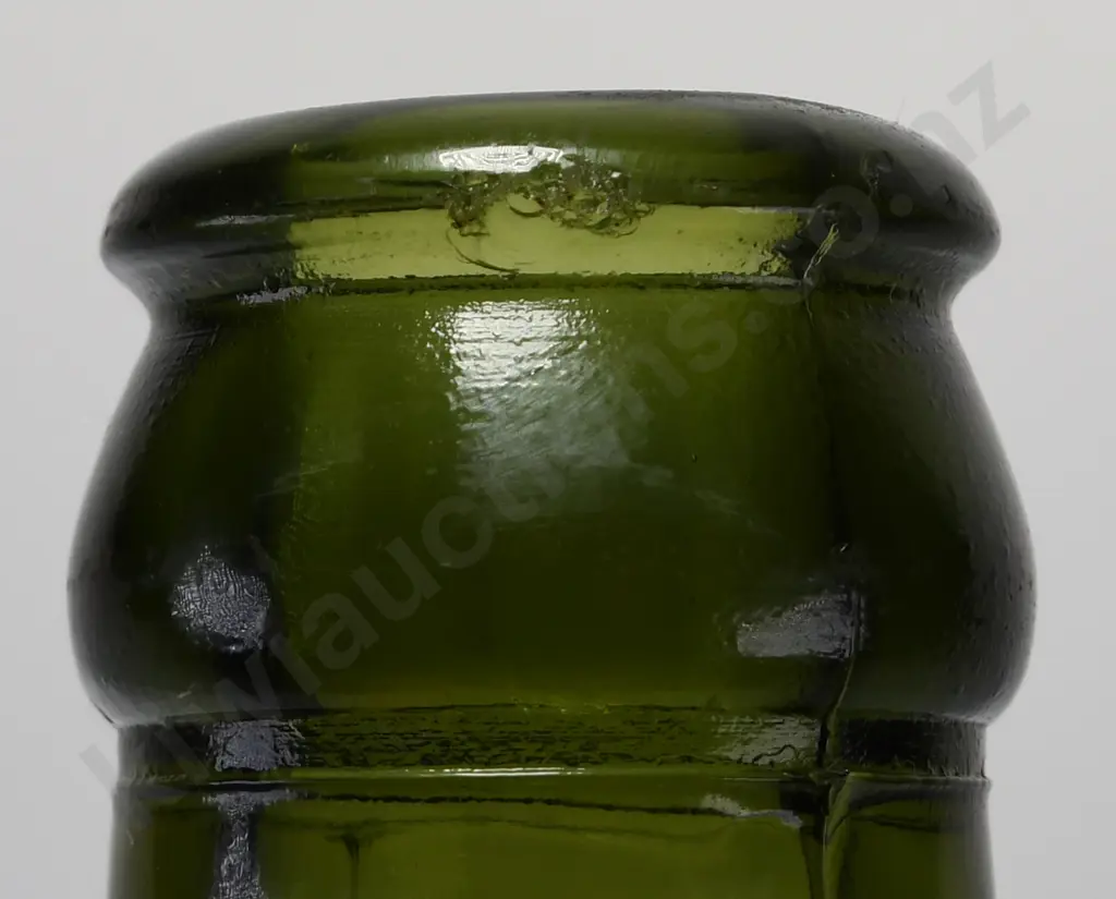 Y-Y AUCKLAND 10OZ CROWN TOP Image 1++