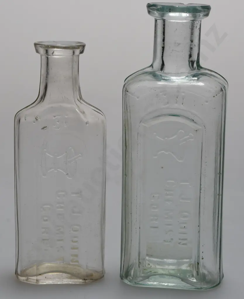 GORE CHEMISTS X 7 Image 1++