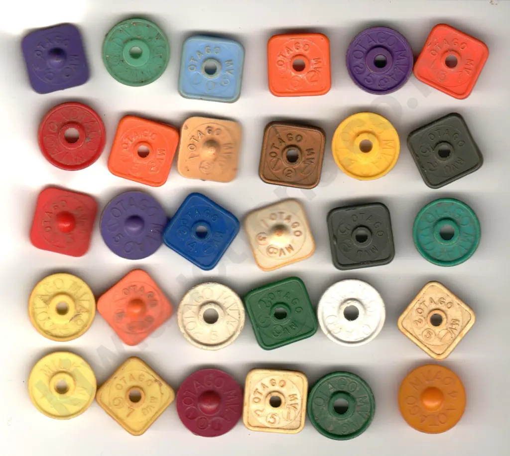 ASSORTED PLASTIC MILK TOKENS X 30 Image 1++