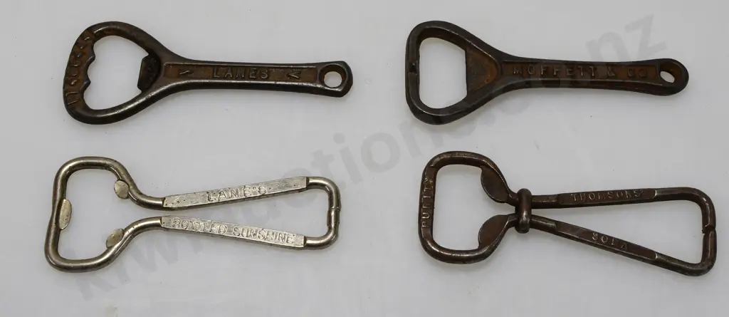 ASSORTED AERATED WATERS BOTTLE OPENERS X 8 Image 1++
