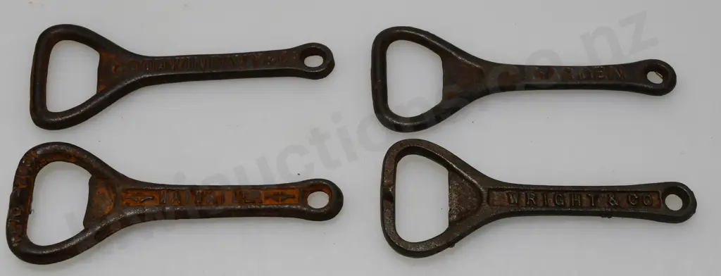 ASSORTED AERATED WATERS BOTTLE OPENERS X 8 Image 1++