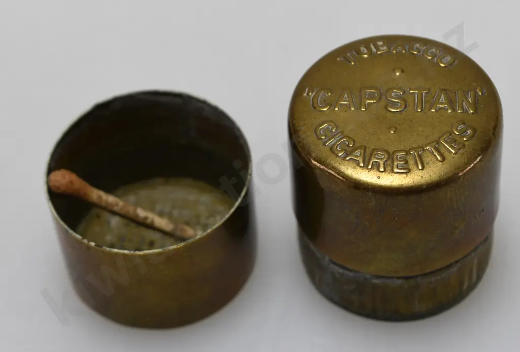TOBACCO RELATED ITEMS X 4 Image 1++