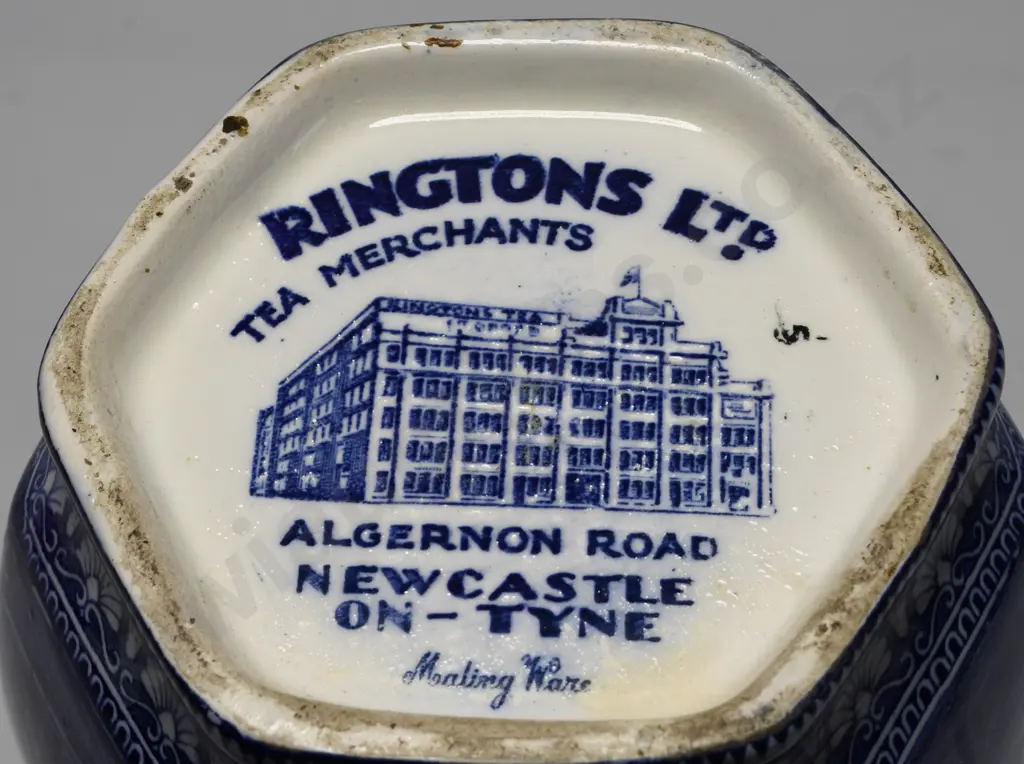 RINGTONS LTD TEA CANNISTER Image 1++