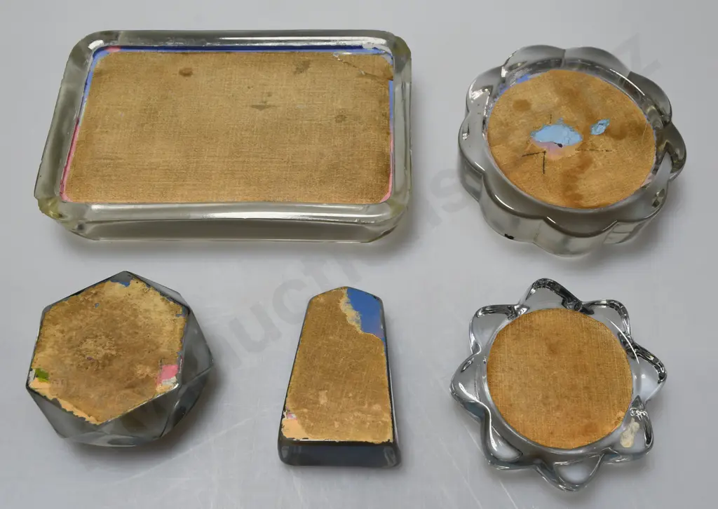 ADVERTISING PAPERWEIGHTS AND ASHTRAY FROM MILTON OTAGO X 5 Image 1++
