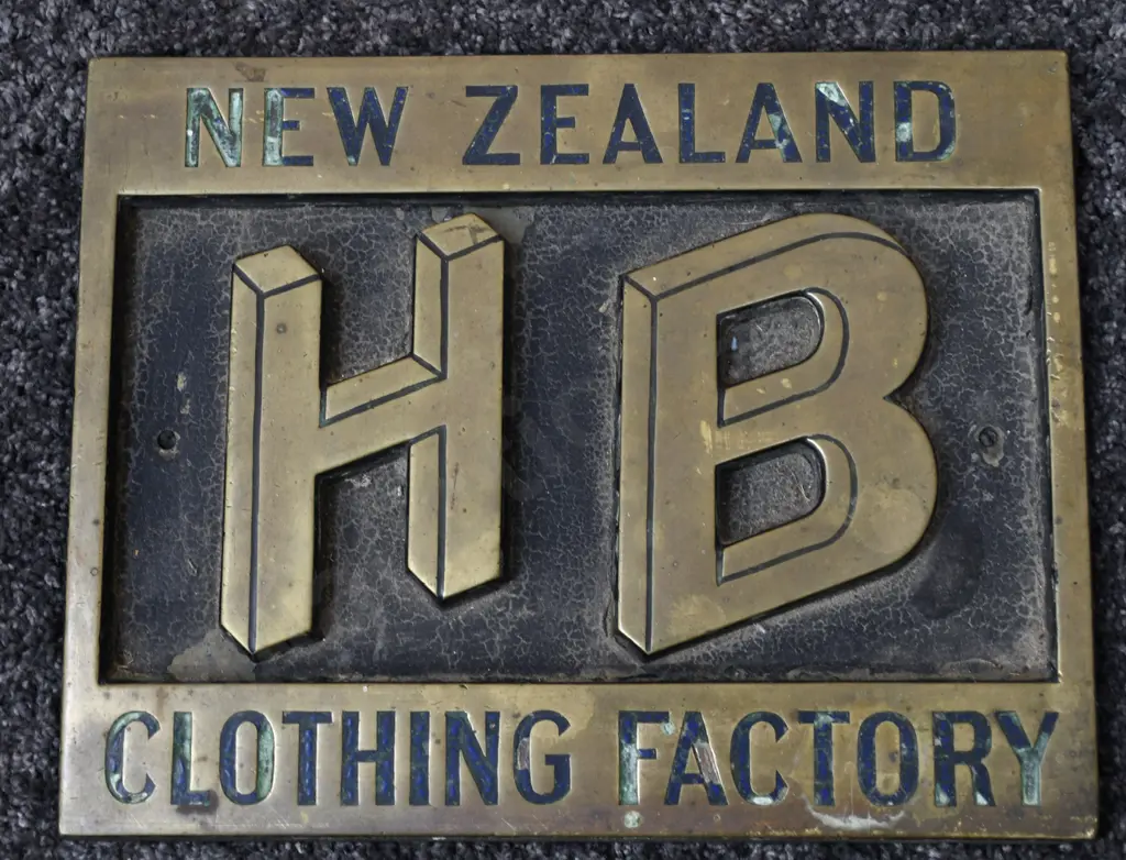 BRASS SIGN HB (HALLENSTEIN BROTHERS DUNEDIN) Image 1++