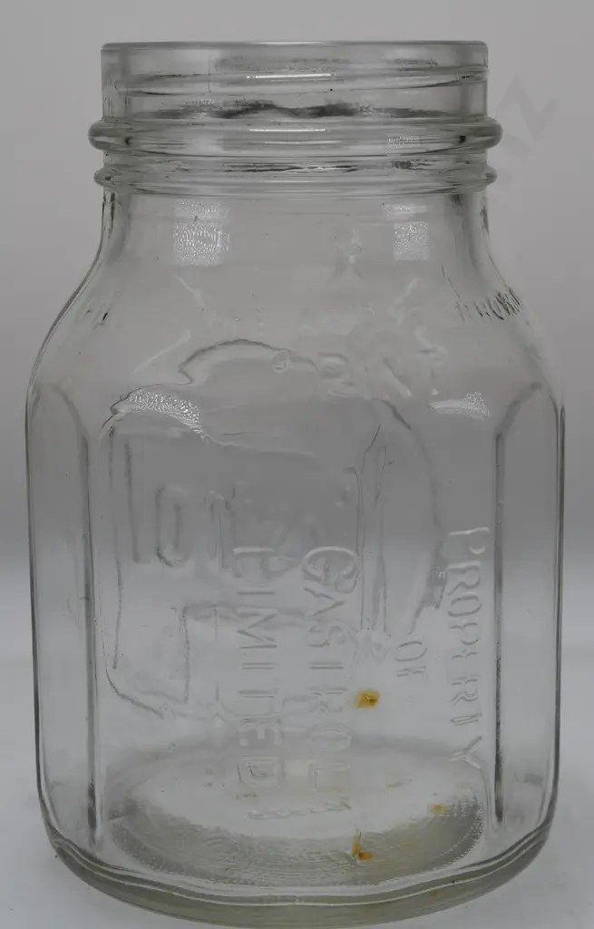 CASTROL PINT OIL BOTTLE Image 1++