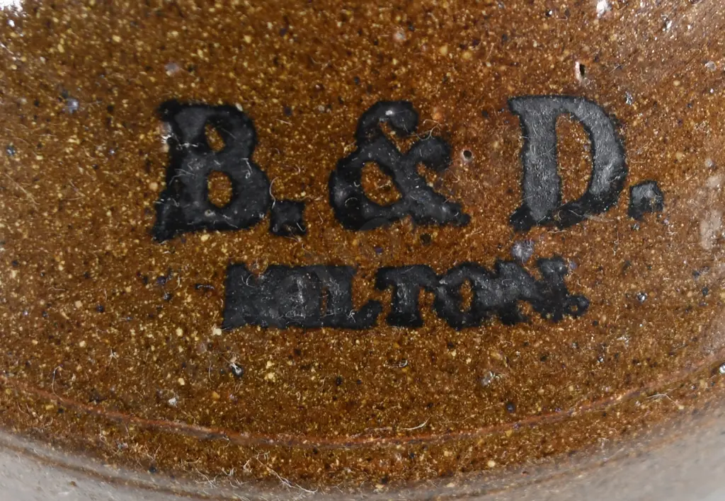 B & D MILTON STONE JAR Image 1++