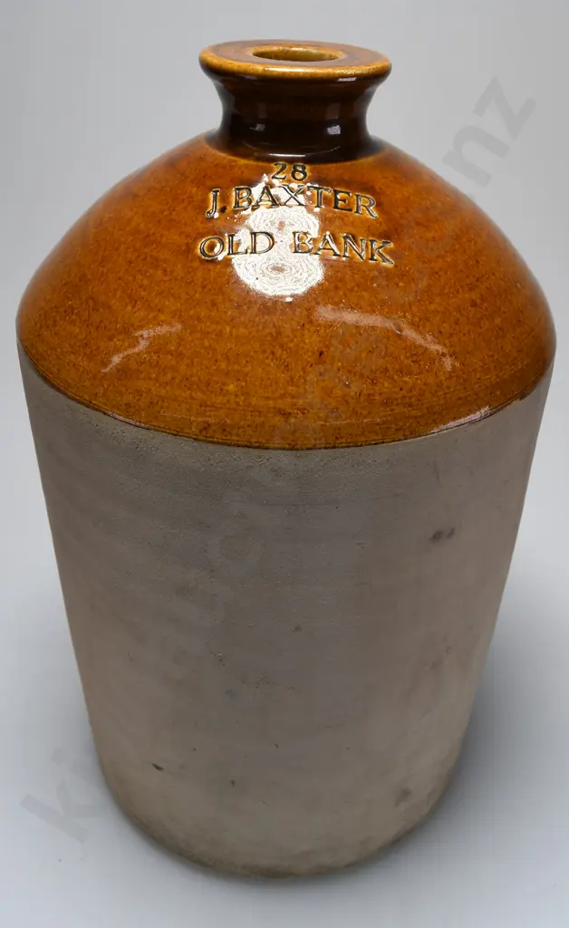 J BAXTER OLD BANK (TIMARU) 2 GAL STONE JAR Image 1++
