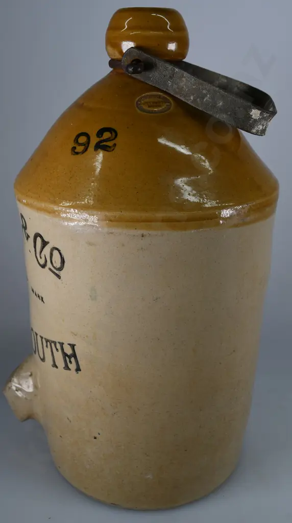 MURPHY NEW PLYMOUTH STONE JAR Image 1++