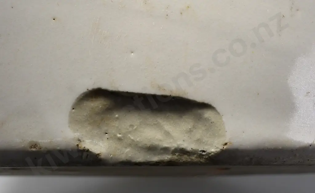 MURPHY NEW ZEALAND STONE JAR Image 1++