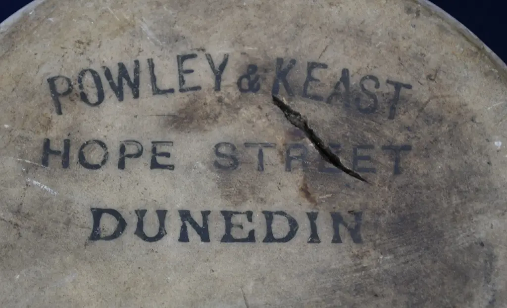 POWLEY & KEAST SPEIGHTS DUNEDIN STONE JAR Image 1++