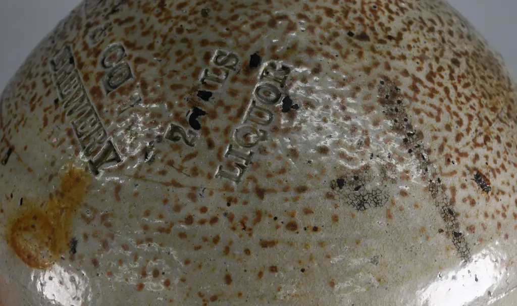 ROOPE AWARUA (SOUTHLAND) BREWERY STONE JAR Image 1++