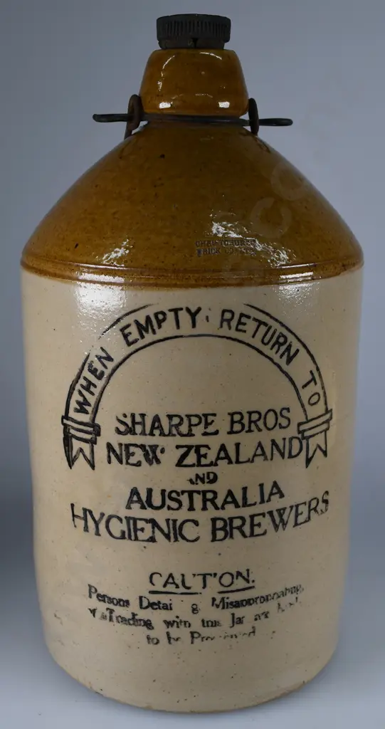 SHARPE BROS NZ & AUST STONE JAR Image 1++