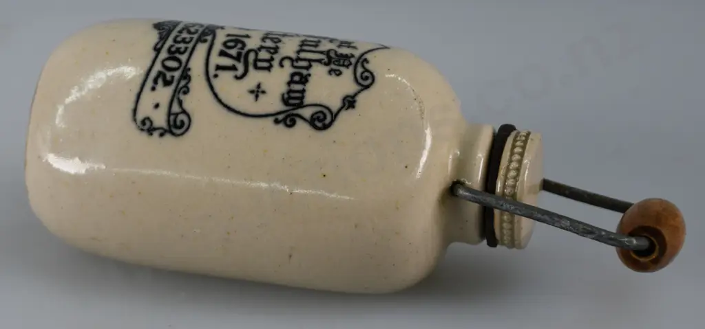 MINI FULHAM POTTERY HOT WATER BOTTLE Image 1++