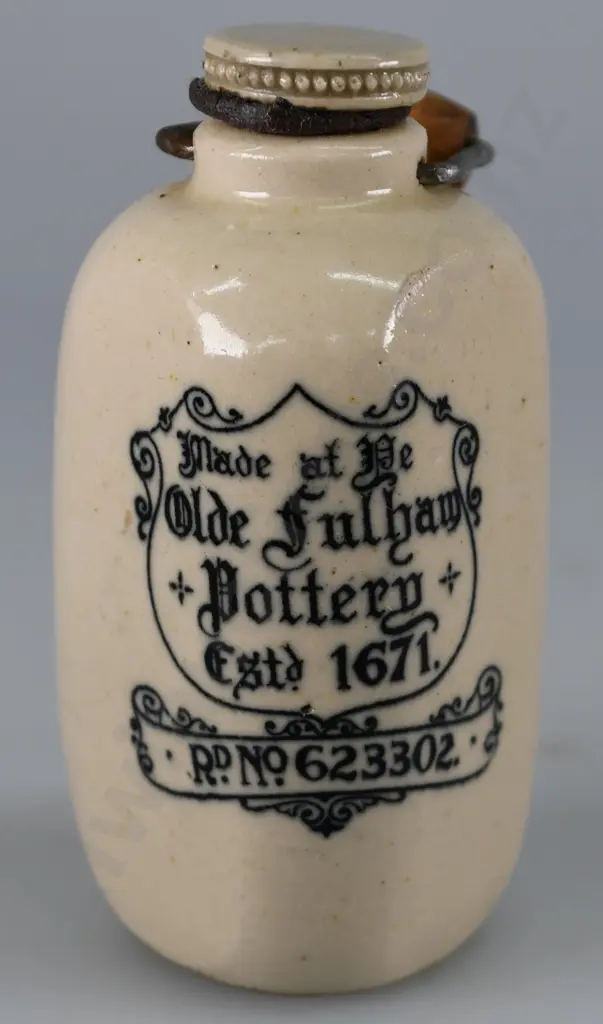 MINI FULHAM POTTERY HOT WATER BOTTLE Image 1++
