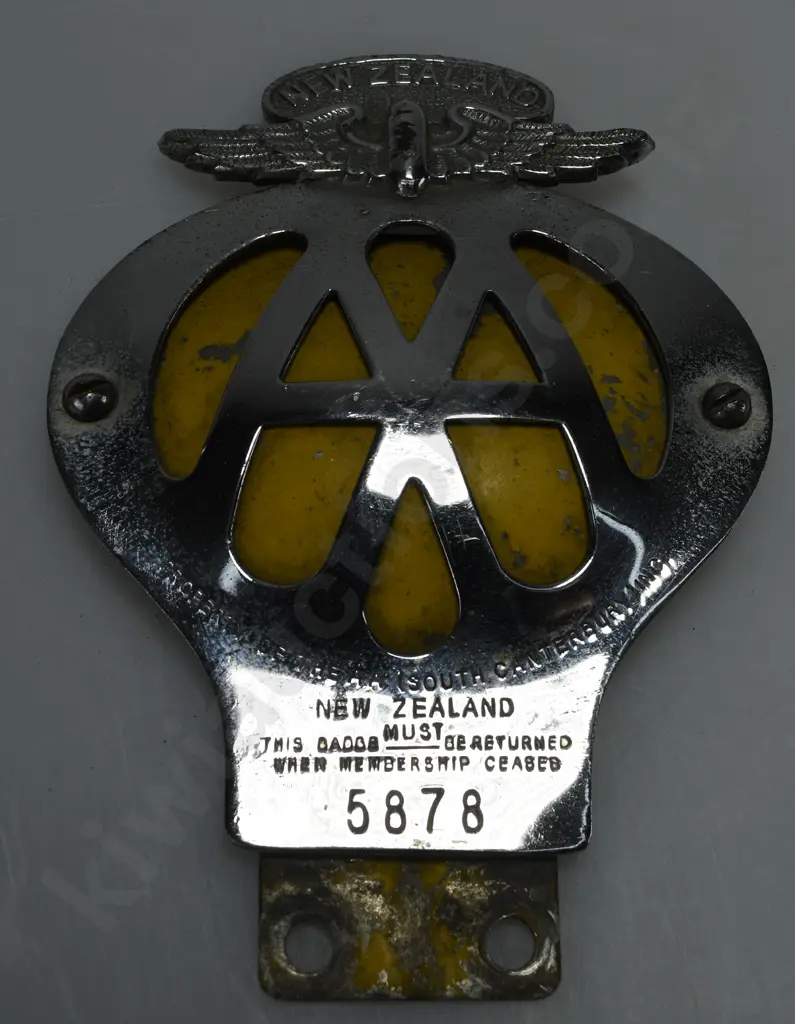 MOTORING RELATED ITEMS, AA BADGES, BONNET EMBLEM X 6 Image 1++