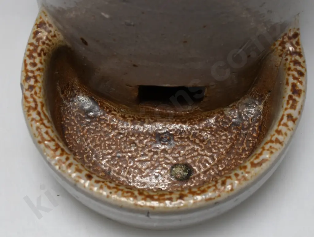 LAMBERT POTTERY DUNEDIN FEEDER Image 1++