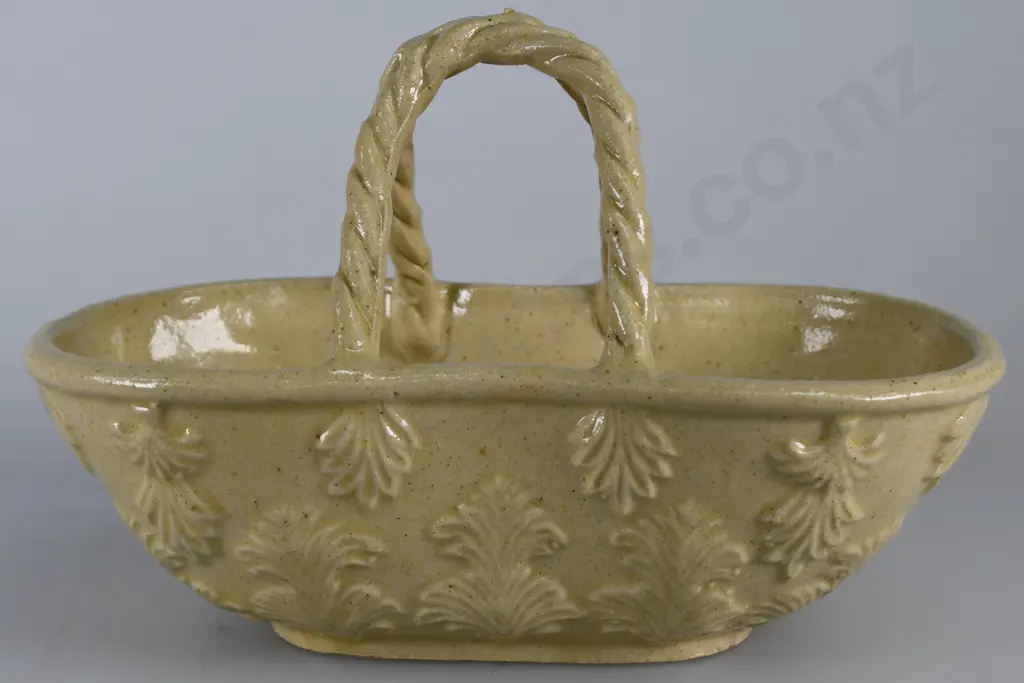 LUKE ADAMS BASKET Image 1++