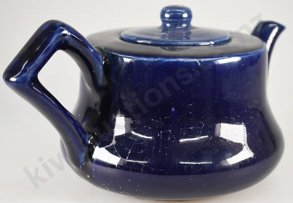 LUKE ADAMS TEAPOT Image 1++