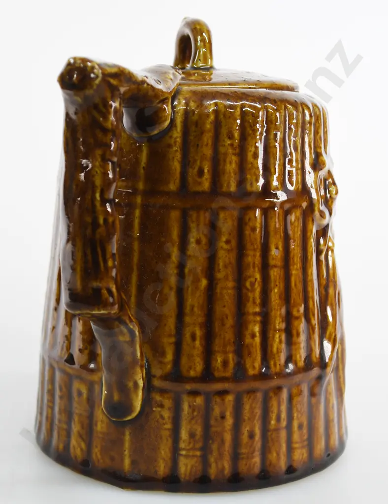 LUKE ADAMS TEAPOT Image 1++