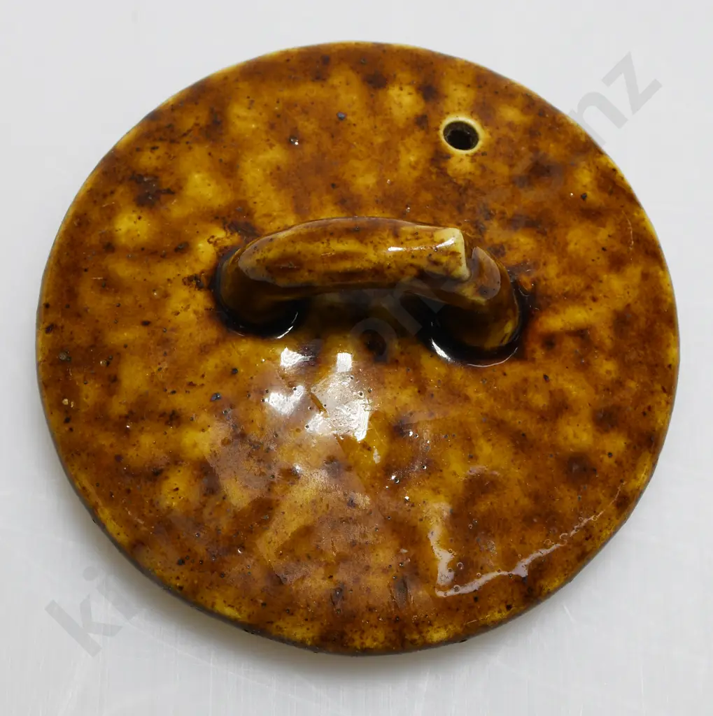 LUKE ADAMS TEAPOT Image 1++