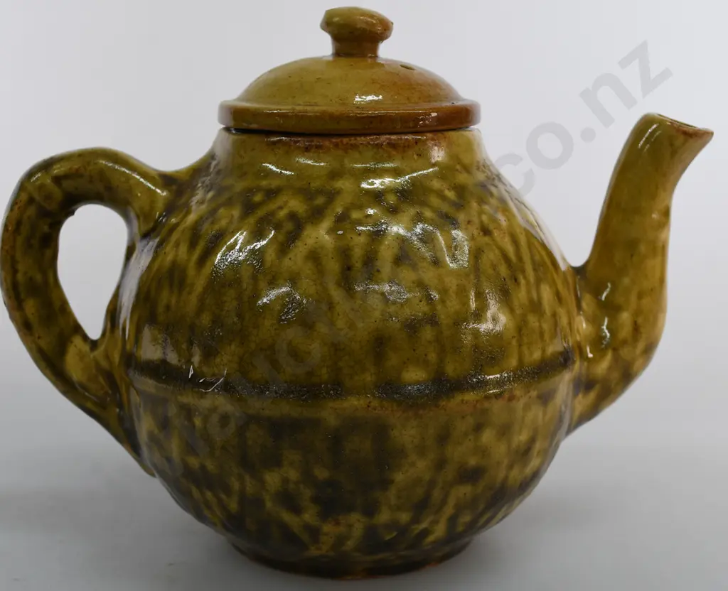 LUKE ADAMS TEAPOT Image 1++
