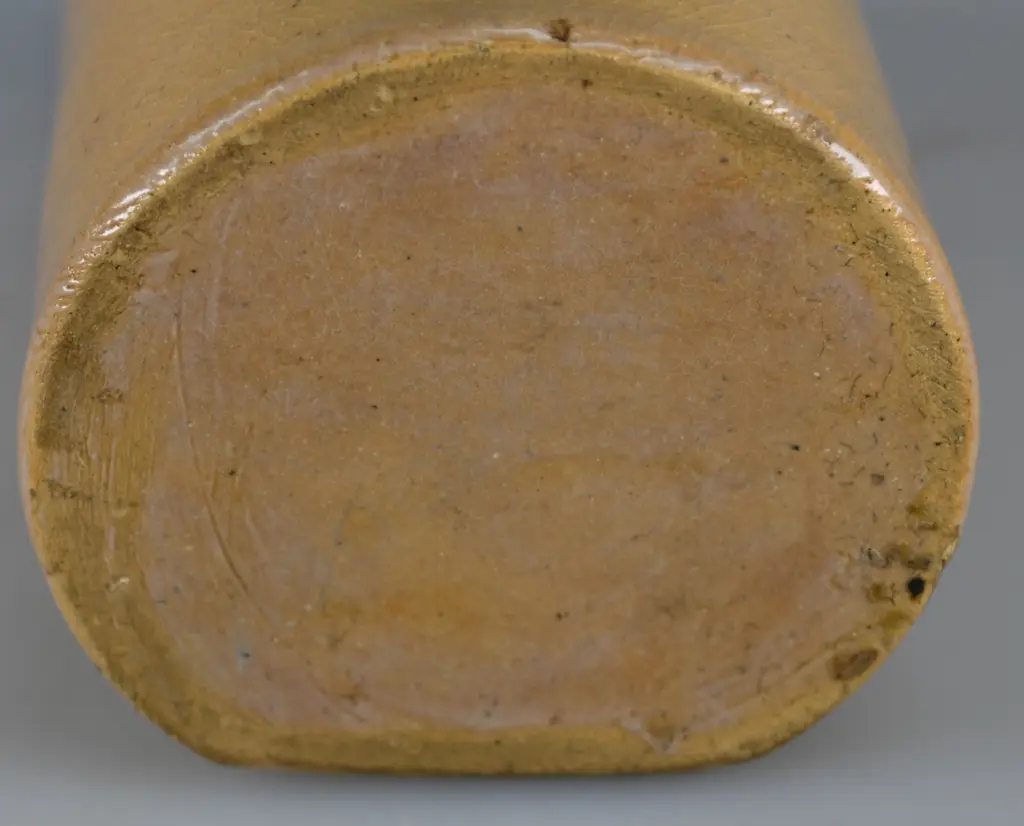 MILTON OTAGO POTTERIES EARLY HOT WATER BOTTLE Image 1++