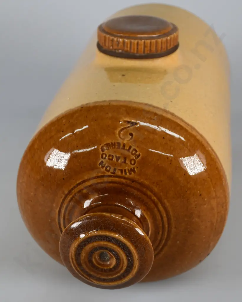 MILTON OTAGO POTTERIES EARLY HOT WATER BOTTLE Image 1++