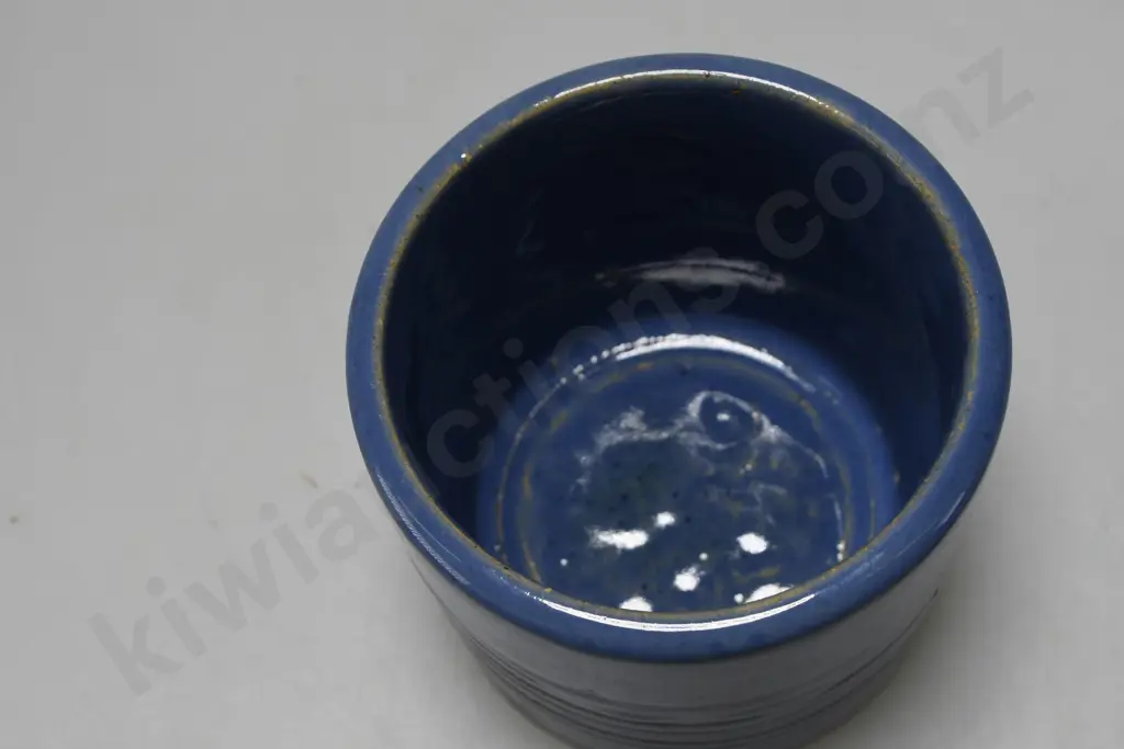 OLIVE JONES POTTERY LIDDED CANNISTER Image 1++