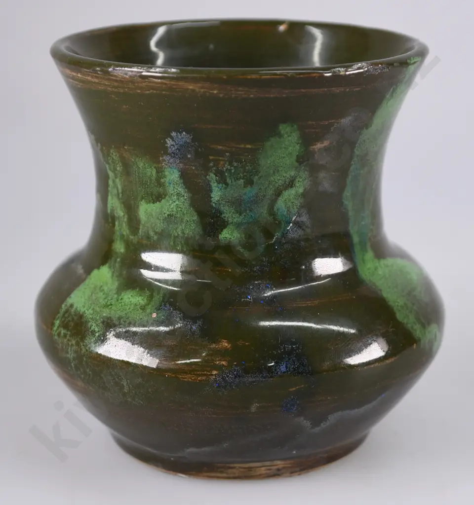 BRIAR GARDNER POTTERY VASE Image 1++