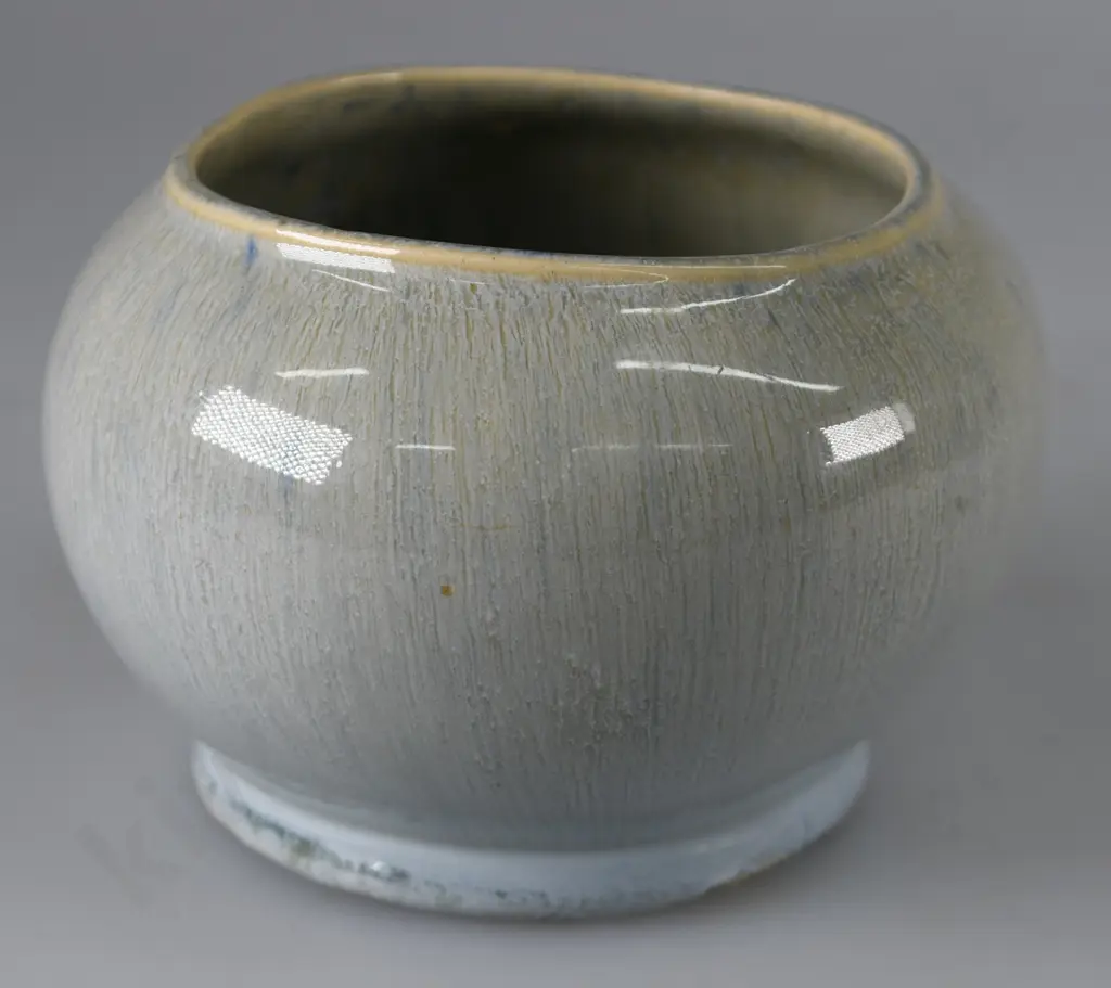 GREEN GABLES WHANGAREI POT Image 1++