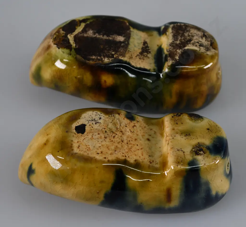 PAIR OF COLONIAL POTTERY CLOGS Image 1++