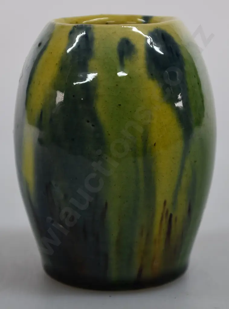 RANCICH AUCKLAND VASE Image 1++
