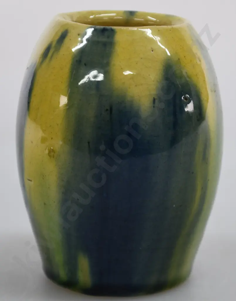 RANCICH AUCKLAND VASE Image 1++
