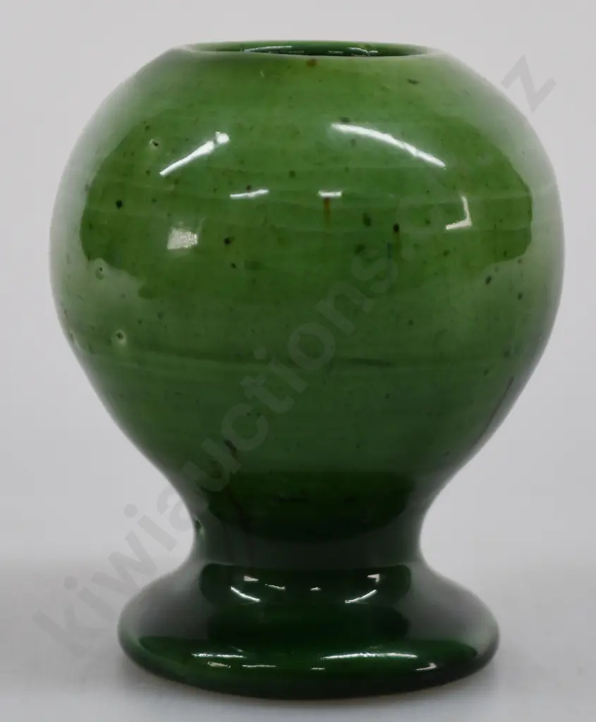 RANCICH AUCKLAND VASE Image 1++