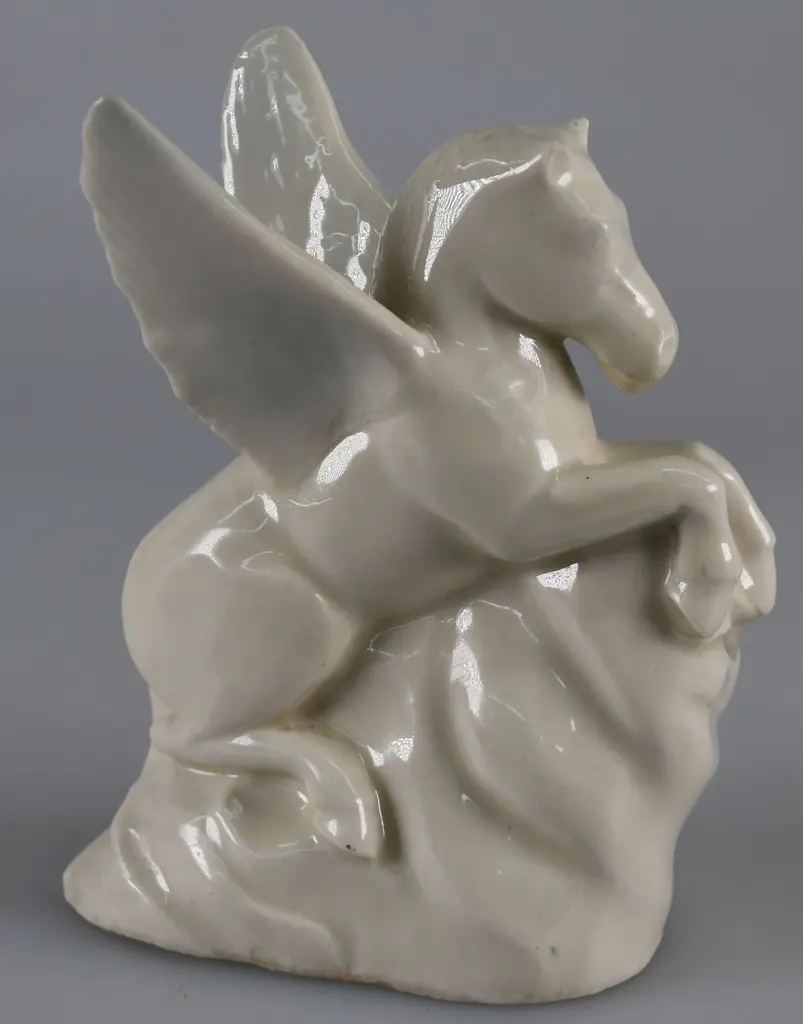 TEMUKA WARE PEGASUS HORSE Image 1++