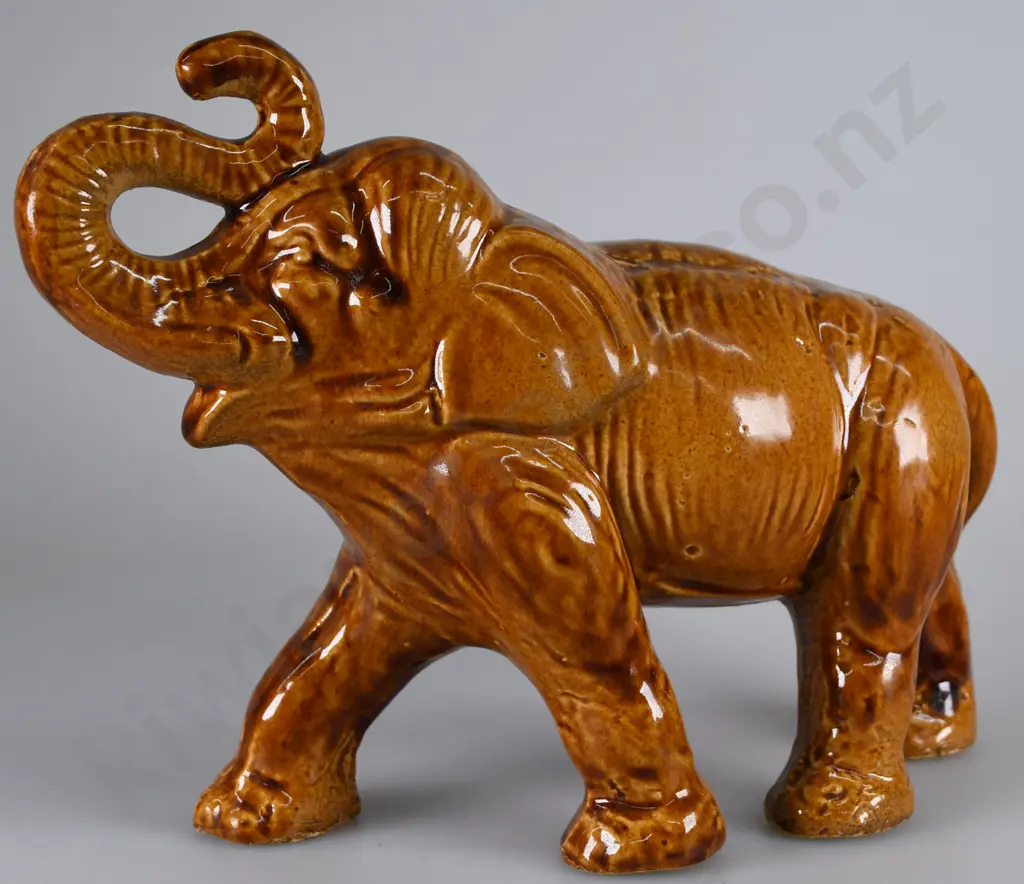 BENHAR LARGE TAN ELEPHANT Image 1++