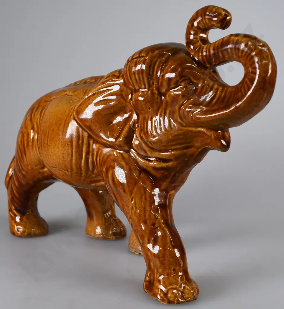 BENHAR LARGE TAN ELEPHANT Image 1++