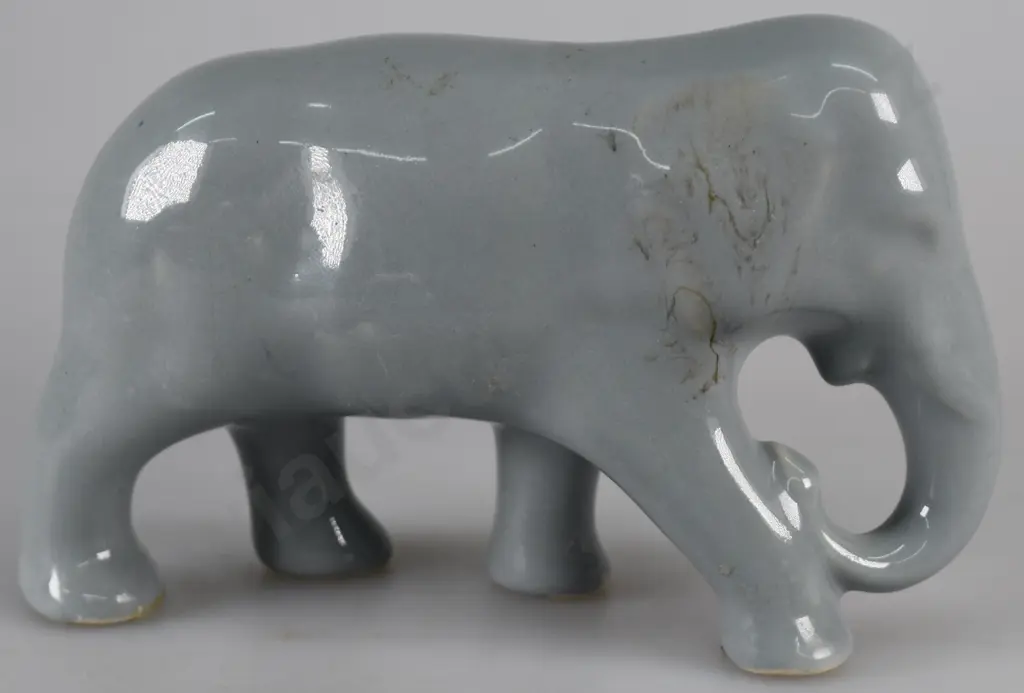 BENHAR LIGHT BLUE GREY  ELEPHANT Image 1++