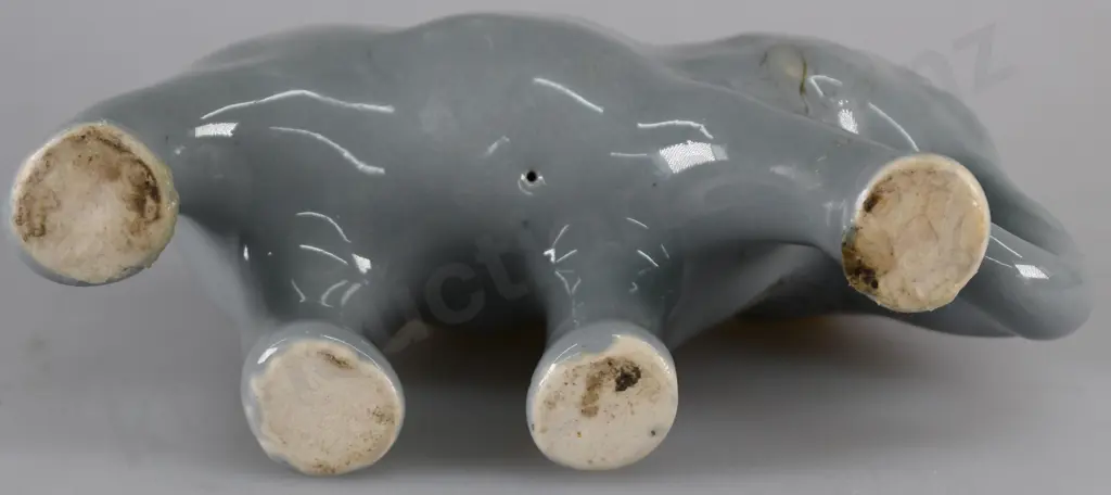 BENHAR LIGHT BLUE GREY  ELEPHANT Image 1++